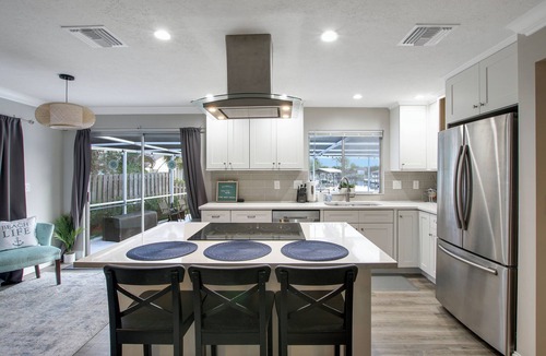 Merritt Island House | Merritt Island GetawaynSpacious 5-bedroom house in with AC, WiFi