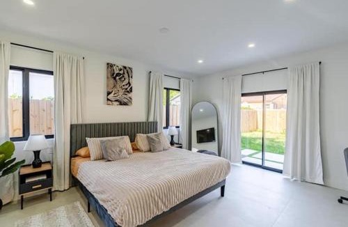 Coral Way Villa | Miami Oasis by Brickell and Beaches