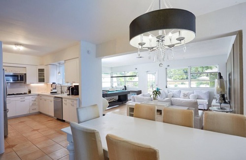 El Portal House | Miami Oasis w/Heated Pool & Concierge-Style Hosting
