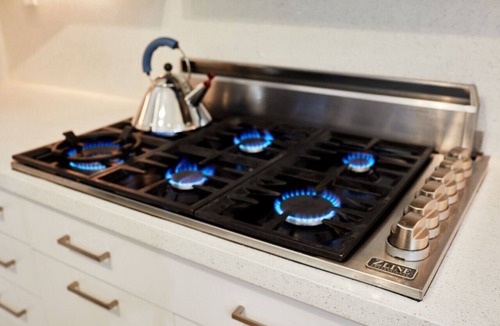 El Portal House | Miami Oasis w/Heated Pool & Concierge-Style Hosting