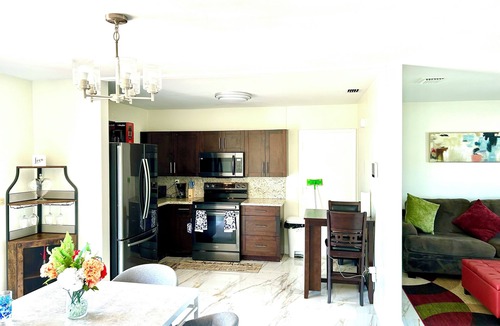 Miami Gardens House | Miami Pool house Oasis