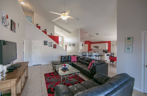 West Kissimmee House | Mickey's Lake Villa 2 only a few miles from Disney