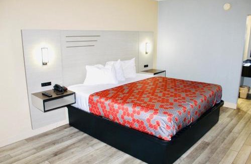 Milan Hotel | Milan inn & Suites