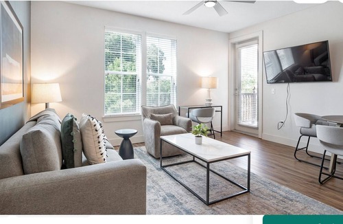 College Park Apartment | Min’s from AdventHealth Hsptl! Washer/Dryer, parking,pet friendly& all amenities