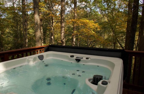 Slade House | Mint Condition | Outdoor Hot Tub