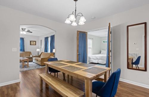 Chattanooga House | Minutes to Downtown Park & Zoo Trendy at Hoyt