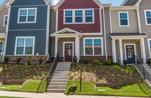 Durham House | Modern 3 bedroom townhouse with community full of amenities.