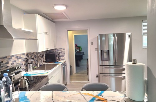 West Little River House | MODERN 5 Bedroom Miami Home