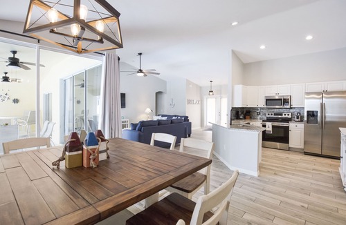 Trafalgar House | Modern Coastal Designed Home