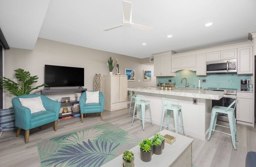 Englewood Condo | Modern condo with waterview "Sand & Surf"