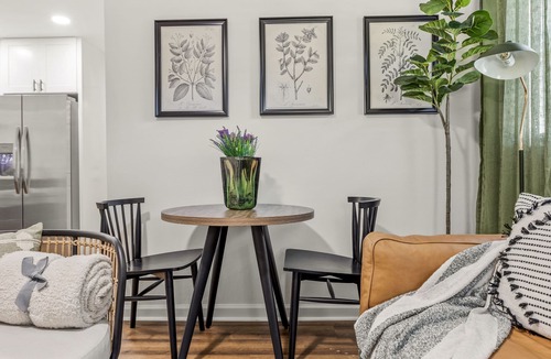 Tallahassee House | Modern & Cozy Midtown Charm| Free Parking| FSU