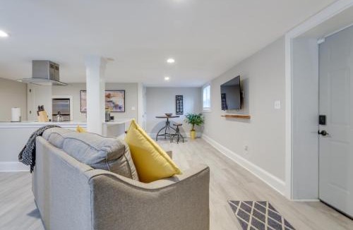 Belvedere Park Apartment | Modern Decatur Getaway ~ 8 Mi to Downtown Atlanta!