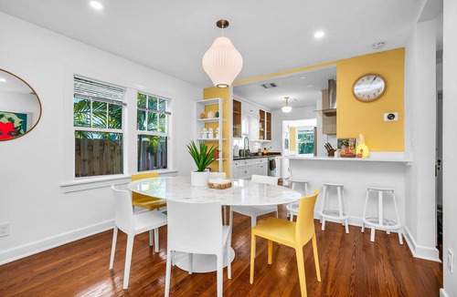 Poiciana Park II House | Modern Designer Gem in West Palm Beach