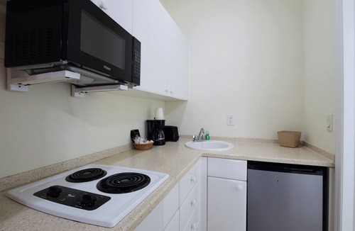 Naples Hotel | Modern Double Room with Wi-Fi, Parking & Amenities