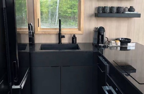 Sparta Cabin | Modern Escape with Scenic Views + Fire Pit