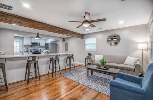 Memphis House | Modern Interior, Near Downtown! Warm at Wellsville