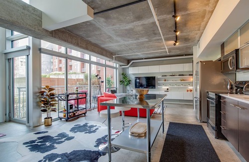 Historic Edgefield Condo | Modern Meets Country 1bd 2-story Nashville Condo