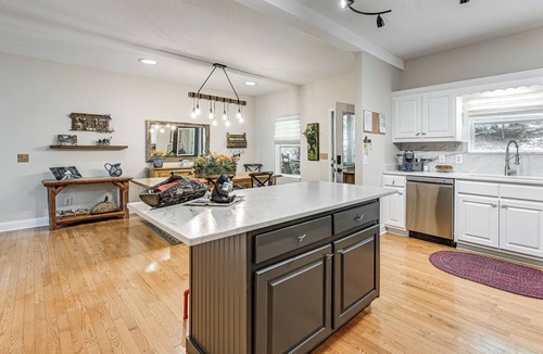 Sapphire Cottage | Modern Mountain Zen 3-bed, 3-bath Home With Creeks