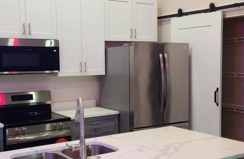 Westminister House | Modern Place, 3-bedroom house with WiFi, AC, spacious in welcoming Lehigh Acres