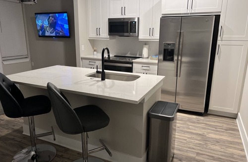 Summerhill Condo | Modern Relaxing Condo overlooking Downtown Atlanta
