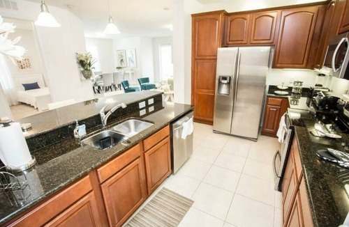 Florida Central Atlantic Coast House | Modern Vacation Apartment with a Lake View
