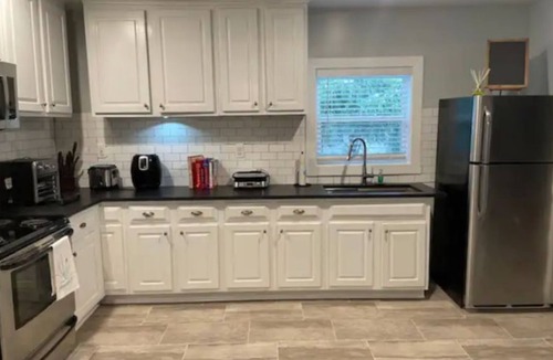 Plaza Midwood House | Modernized 1940s Bunglaow in historic Plaza-Midwood