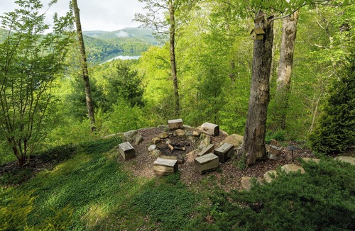 Topton Cabin | Moonshadow Stunning Lake View Cabin with Hot Tub, Fire Pit