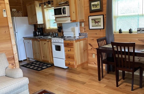 Tryon Cabin | Moore Road Cabin 3 Pet Friendly Horse Lovers Haven