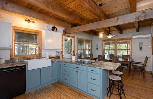 Glenville Cabin | Mountain Lake House in North Carolina