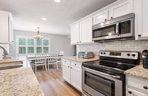 Waynesville House | Mountain Retreat-Waynesville 2 bedroom