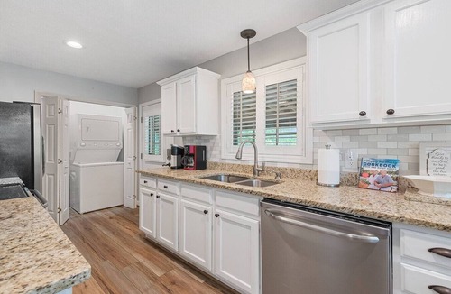 Waynesville House | Mountain Retreat-Waynesville 2 bedroom