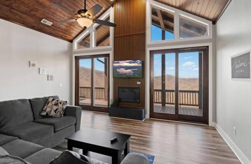 Sylva House | Mountain View A - Mountain Magic, King Suite, and Mountain View