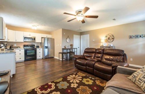 Kodak Apartment | Mountain View Place #1
