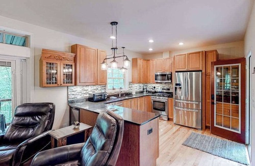 Sylva House | Mountain-view retreat with a wood-burning fireplace, grill, AC, & W/D