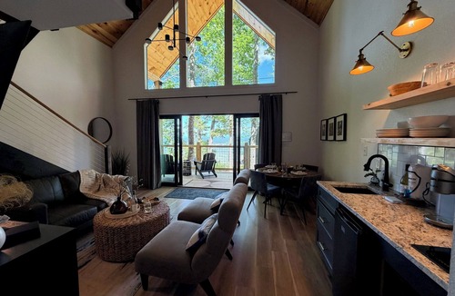 Sevierville Cottage | Mountain Views + Summer Vibes - 5