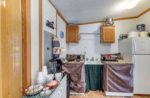 Balsam Grove Apartment | Mtn-View Balsam Grove Getaway w/Fire Pit!