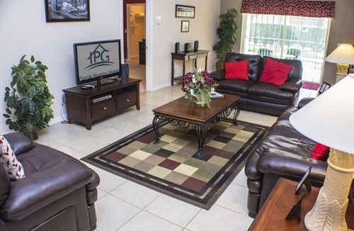 Silver Creek House | Multi TVs – Near Disney – Games Room – Pool & Spa – Wi-Fi – Silver Creek