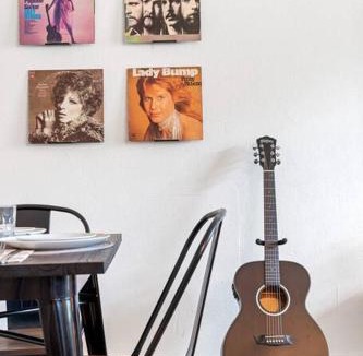 Sailboat Bend House | Musicians Lounge - 2 BR with parking asssigned