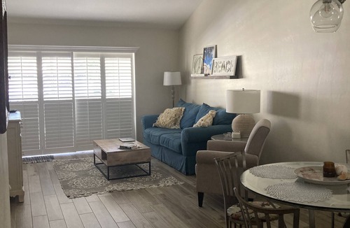 Crown Pointe Condo | Naples condo in quiet neighborhood