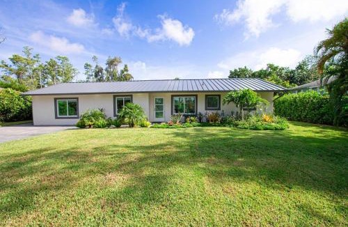 East Naples House | Naples Escape with Furnished Patio and Private Pool!