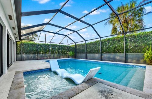 Rural Estates House | Naples Oasis Heated Pool Gazebo Grill Retreat