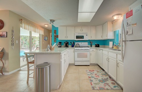 Bay Esplanade House | Narcissus Beach House - Weekly Beach Rental