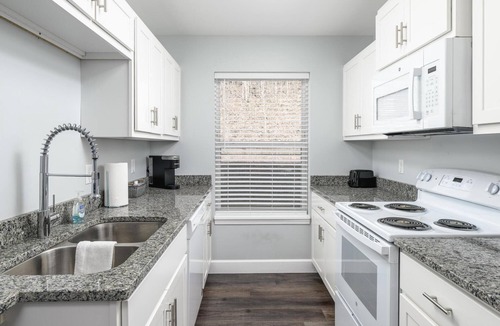 Calhoun Apartment | Nature Lodge Studio - Farmstead - with Hiwassee River Access