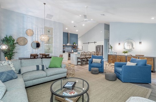 Captiva House | Near beach. Wade On In (Previously On the Wiles Side) Captiva Island Pool Home