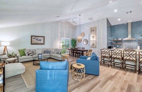 Captiva House | Near beach. Wade On In (Previously On the Wiles Side) Captiva Island Pool Home