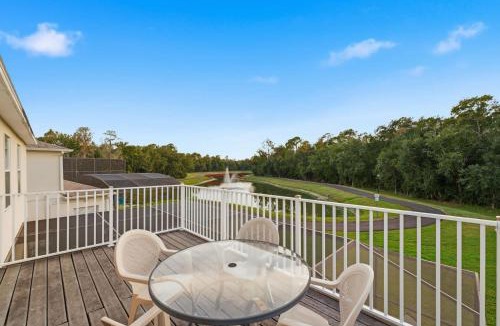 Cumbrian Lakes House | Near Disney Pool Hot Tub Stunning Water View