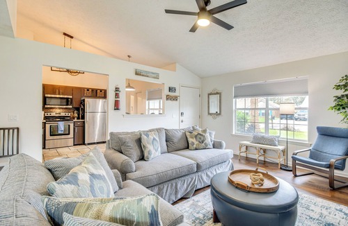 Whitemarsh Island Cottage | Near Dtwn & Beach: Savannah Home w/Game Room!