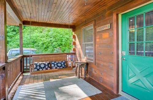 Bryson City House | Near Hikes & River! Pet-Friendly Bryson City Haven