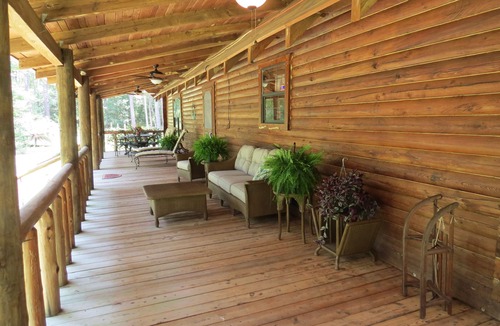 Clarksville House | Near Panama City Log Home Chipola River Dead Lakes Scenic Views On River