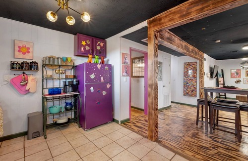 Griffin Heights House | New-1 Mile to FSU-Artsy Tree-House